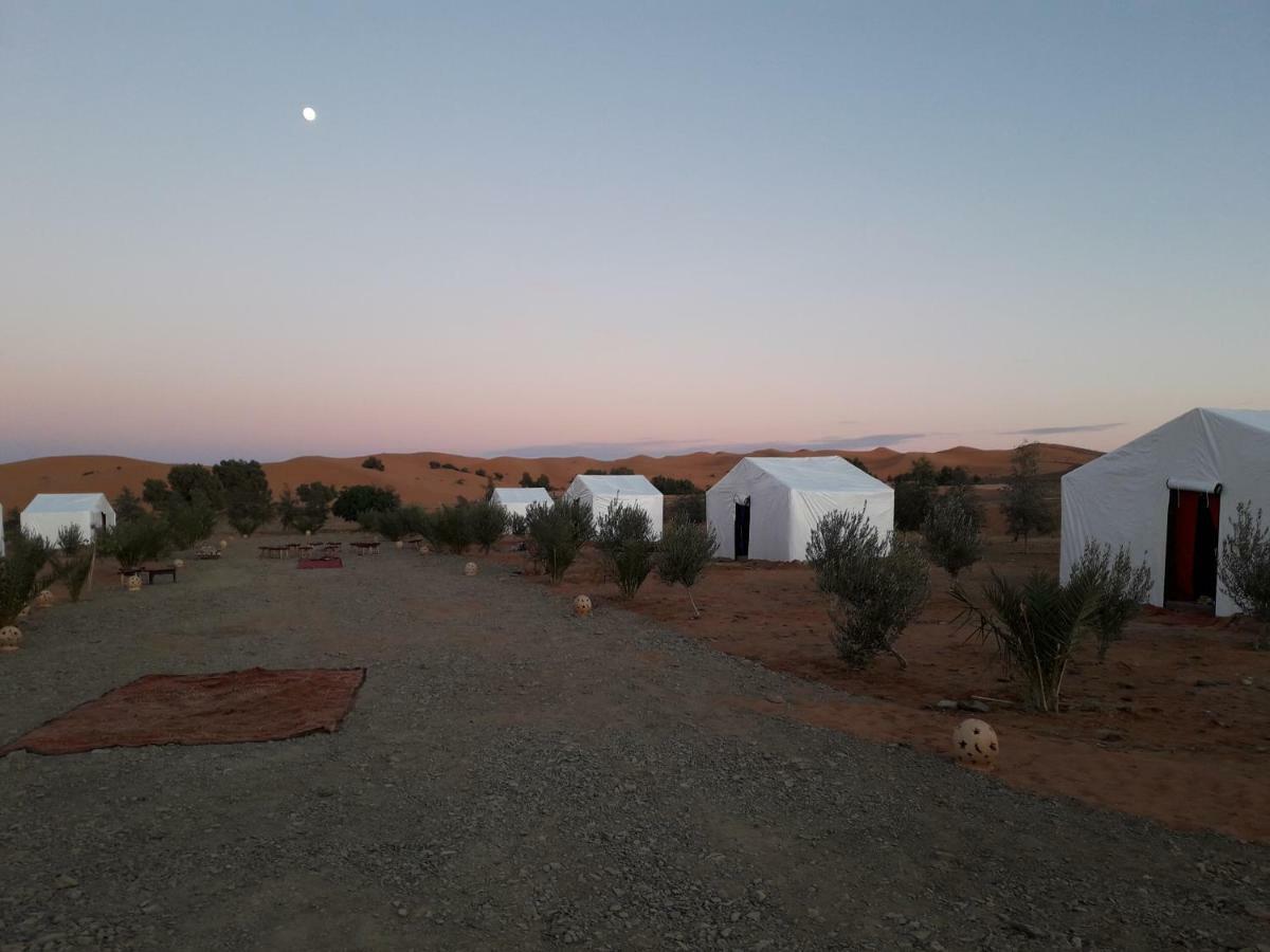 Bivouac Erg Znaigui Hotel Merzouga Buitenkant foto